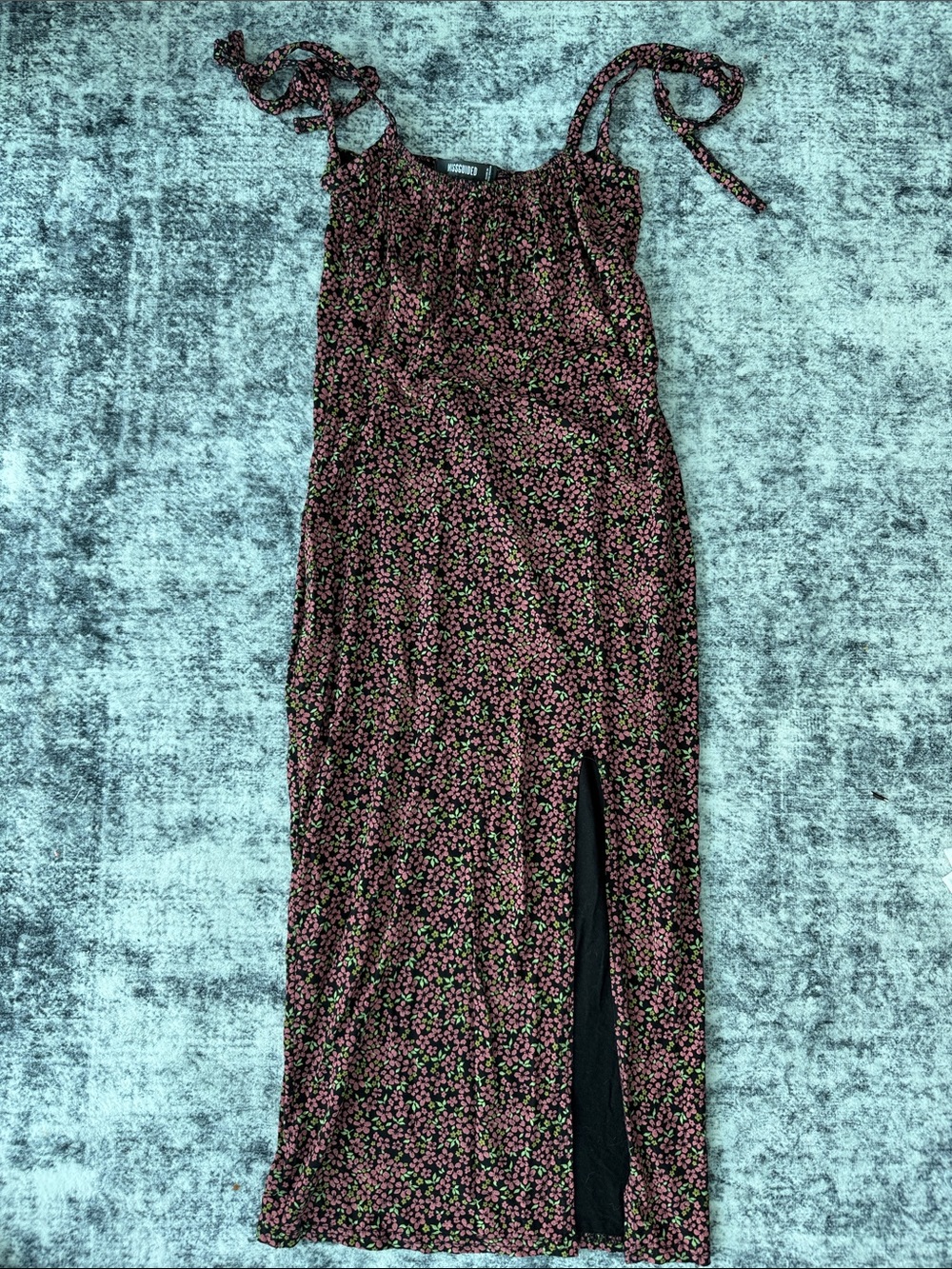 Missguided Black Floral Tie-Shoulder Maxi Dress